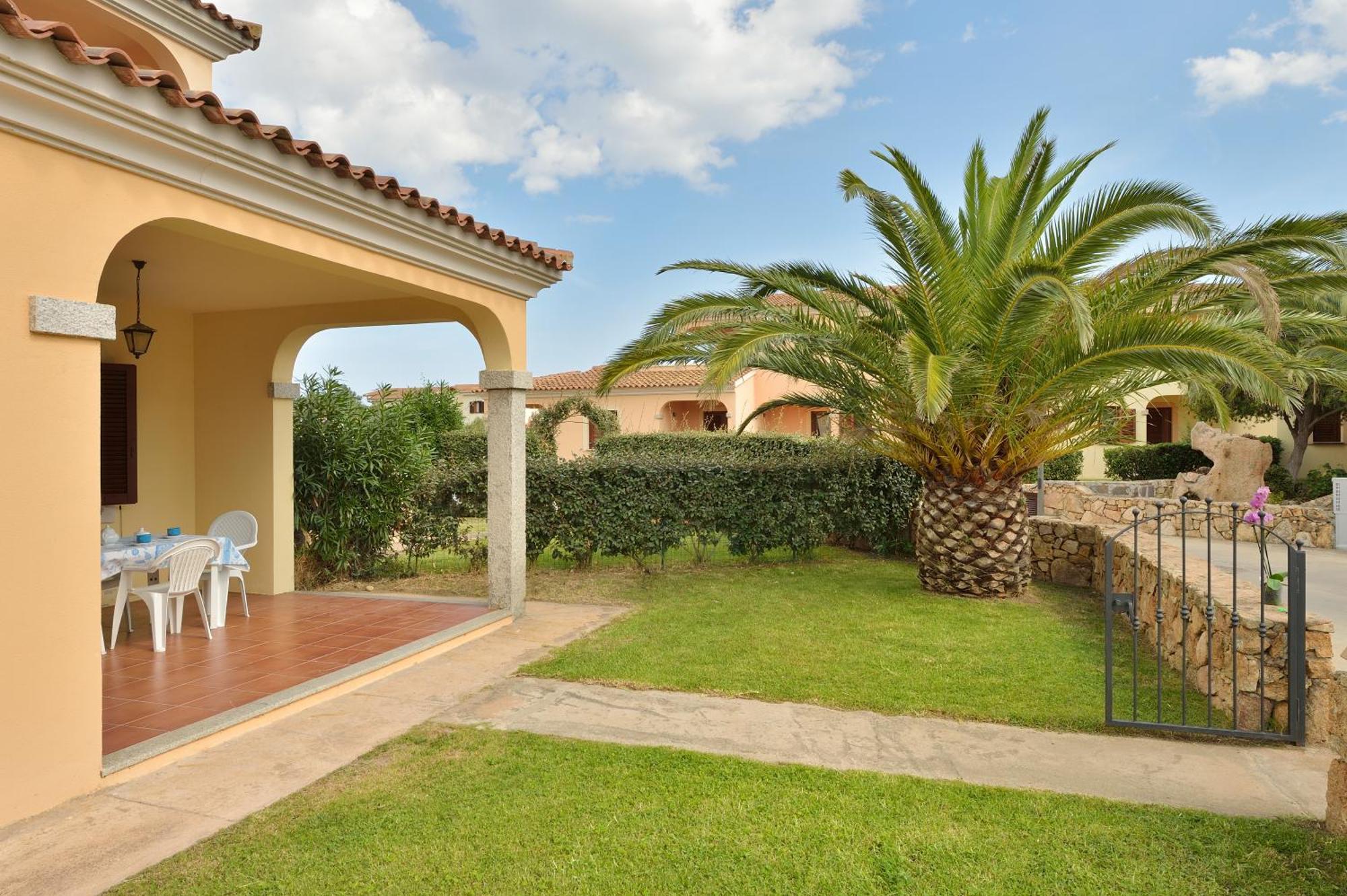 Residence Le Canne San Teodoro  Eksteriør bilde