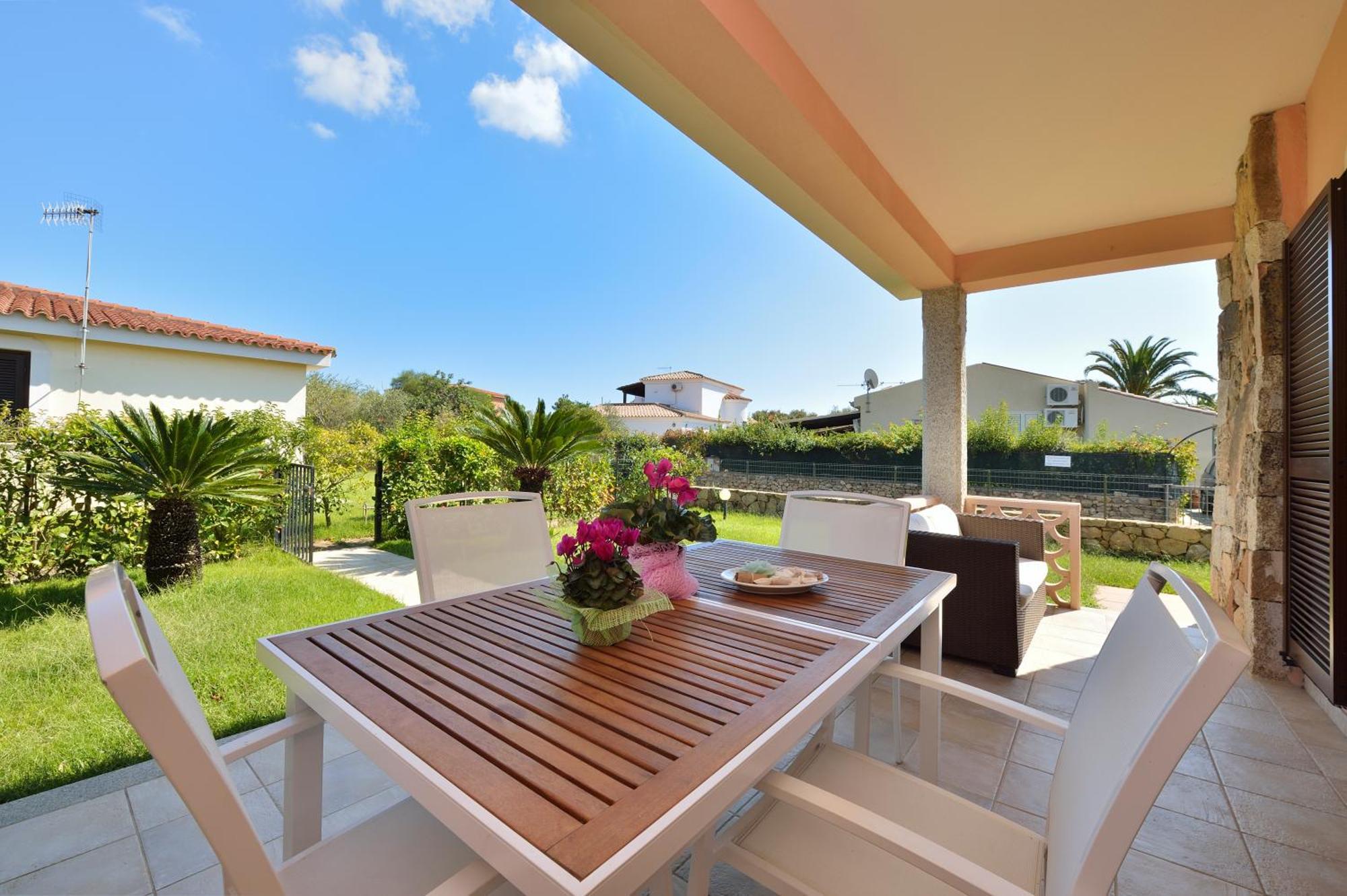 Residence Le Canne San Teodoro  Eksteriør bilde
